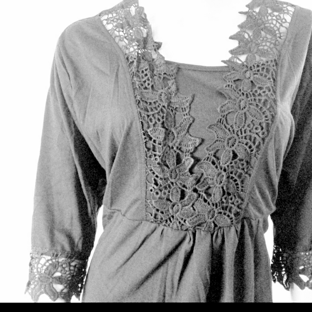 Sweetnight Flowy Lace 3/4 sleeve top